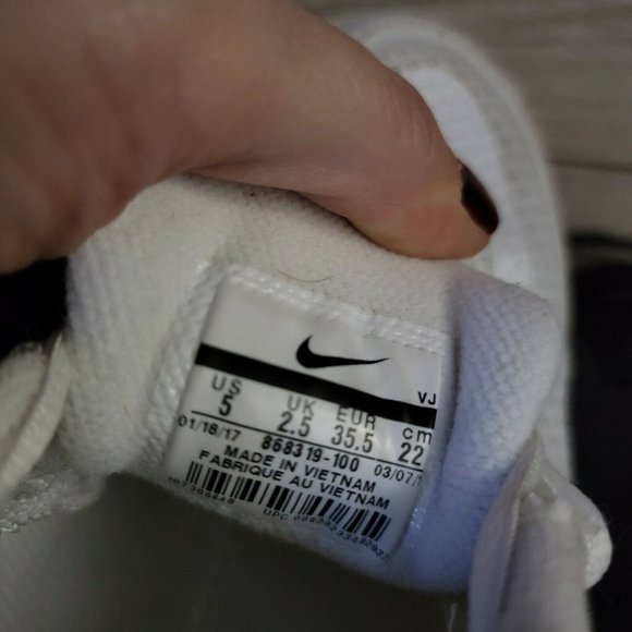 Nike Womens Cheer Shoes Scorpion 5 White Bubble Laces Back Tab Flexible Stunting - Picture 7 of 10